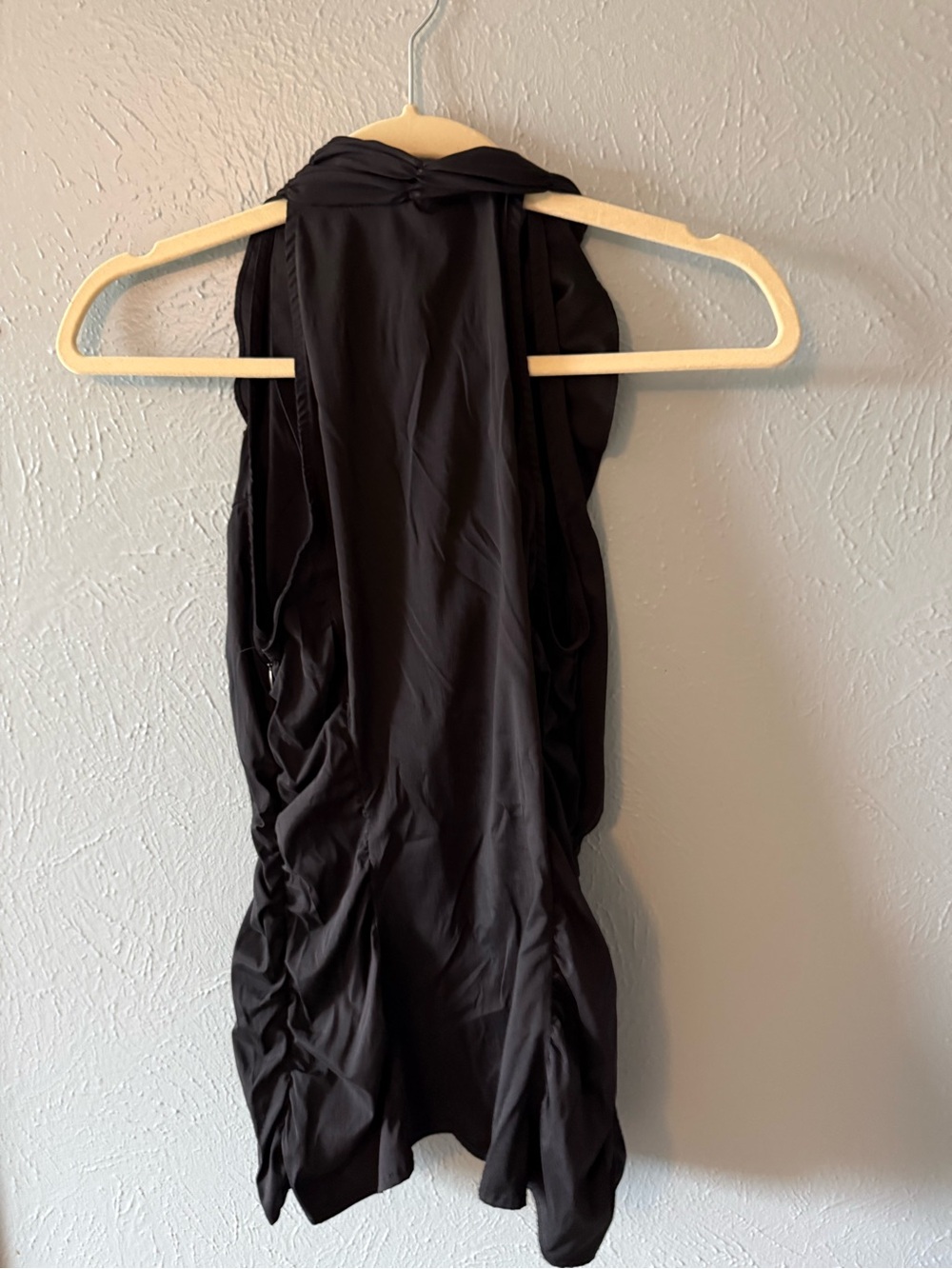 Express Black One-Shoulder Ruffle Top - Picture 2 of 3